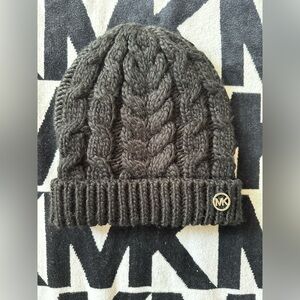 Michael Kors Women’s Black Knit Beanie